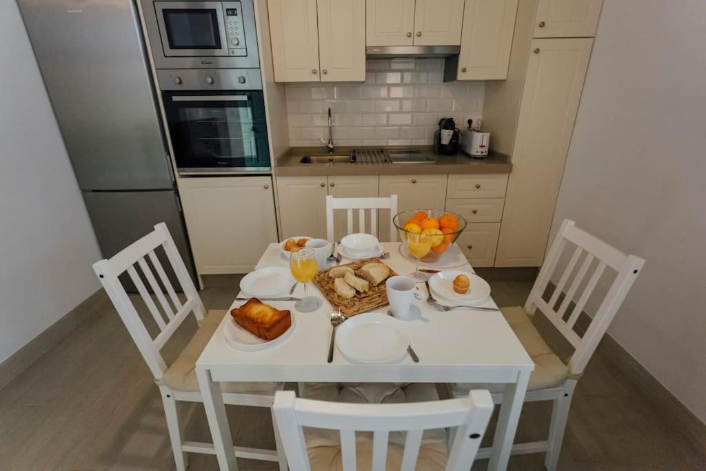 Komodo Gran Poder - Penthouse With Private Pool And Cozy Twin Bedroom Central Apartment Севиля Екстериор снимка
