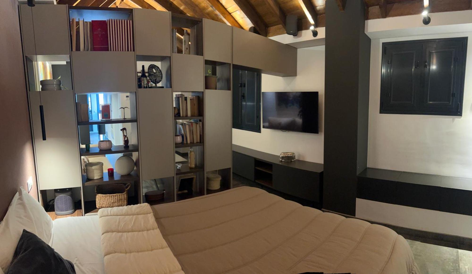 Komodo Gran Poder - Penthouse With Private Pool And Cozy Twin Bedroom Central Apartment Севиля Екстериор снимка