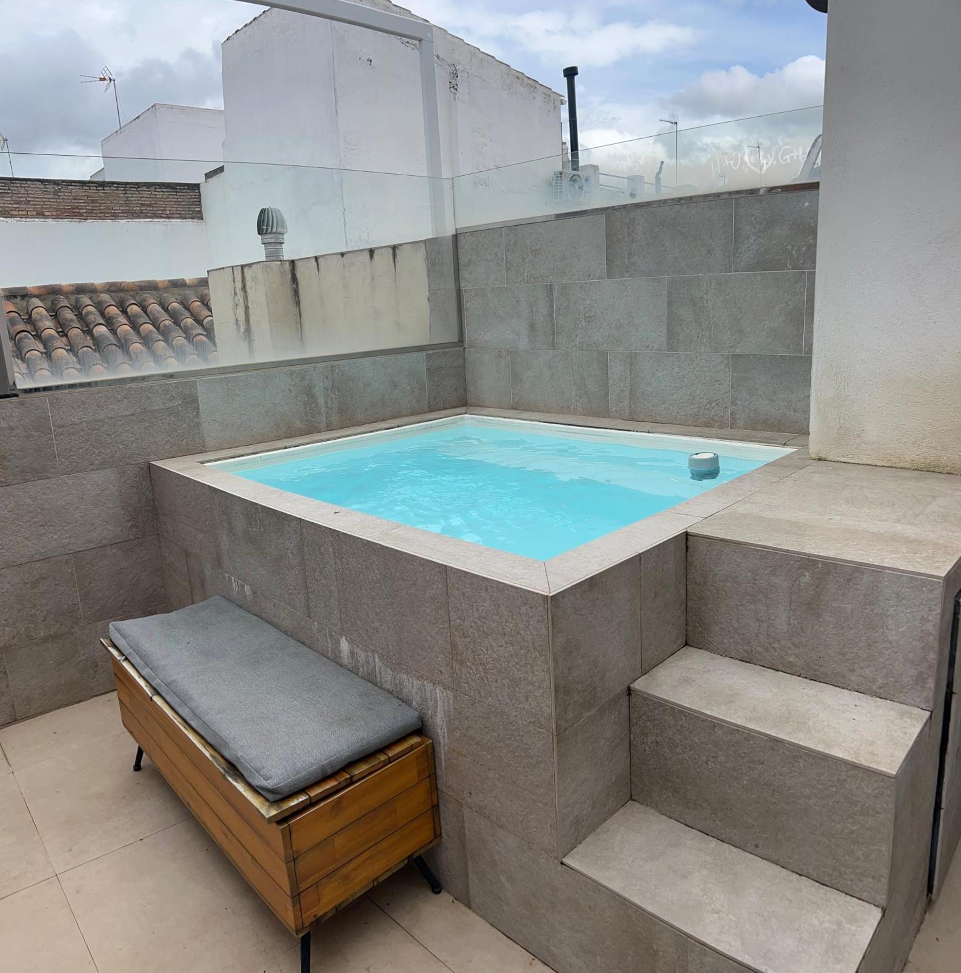 Komodo Gran Poder - Penthouse With Private Pool And Cozy Twin Bedroom Central Apartment Севиля Екстериор снимка